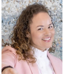 Red ad Beige Bold Modern Professional Business Pitch Deck Presentation (9)